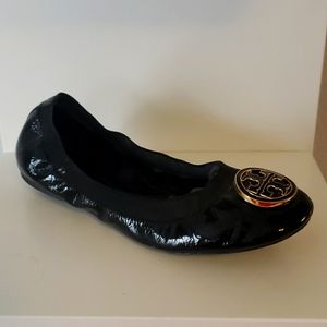 Tory Burch black patent leather flats black